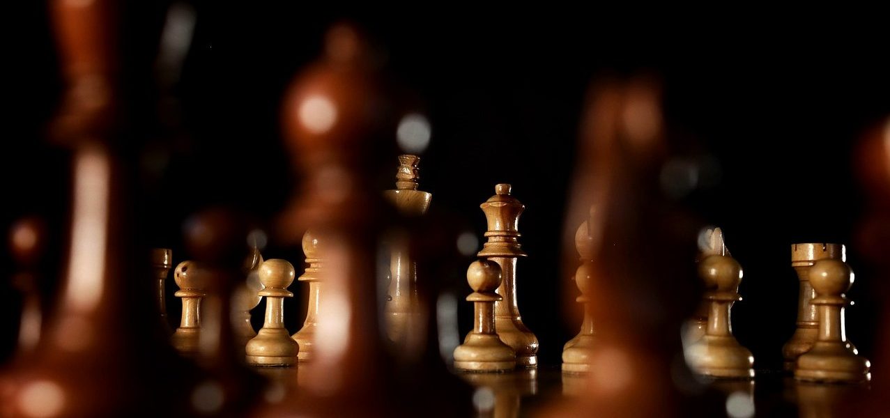 国际象棋棋具深度解析：像考察博彩公司信誉一样精挑细选